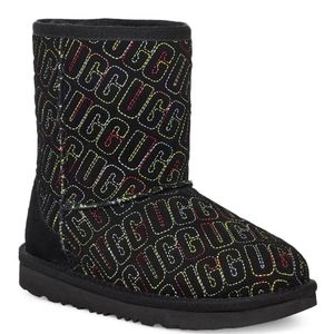 Ugg Classic 2 Graphic Stitch